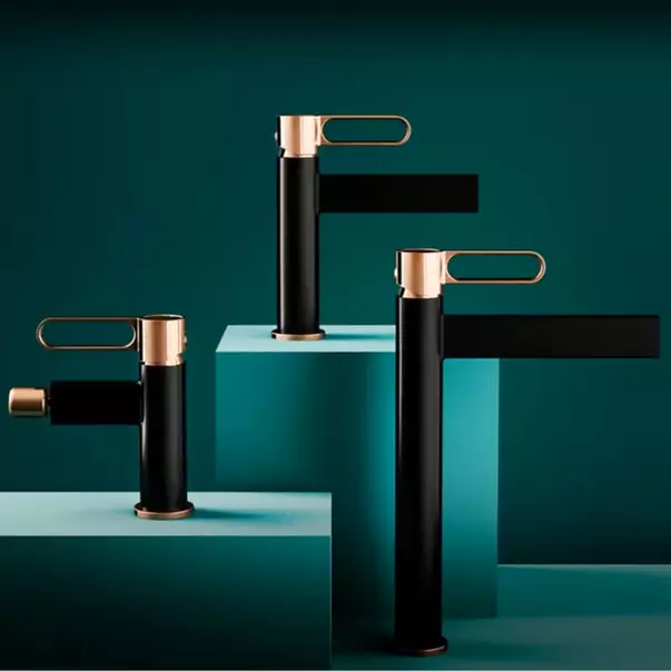 Baterie bideu FDesign Zaffiro monocomanda negru - rose gold [3]