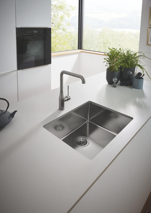 Baterie bucatarie Grohe 30505AL0, Essence, 3/8'', inalta, tip L, mat, grafit [3]