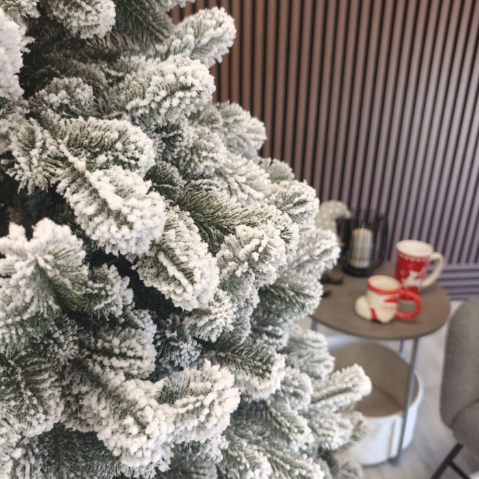 Brad artificial Christmas Deluxe, Kovalivska nins, 3D, 150cm [5]