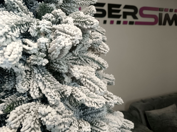 Brad artificial Christmas Deluxe by Sersimo, Kovalivska nins, 3D, 210cm [8]