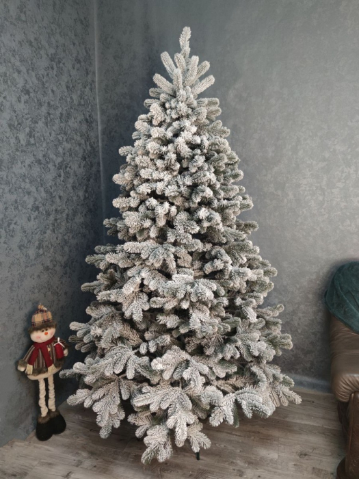 Brad artificial Christmas Deluxe by Sersimo, Kovalivska nins, 3D, 210cm [2]