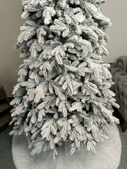Brad artificial Christmas Deluxe, Kovalivska nins, 3D, 230cm [5]