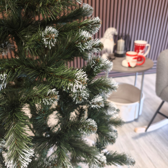 Brad artificial Christmas Deluxe, Lidia Nins, 2D,150cm [7]