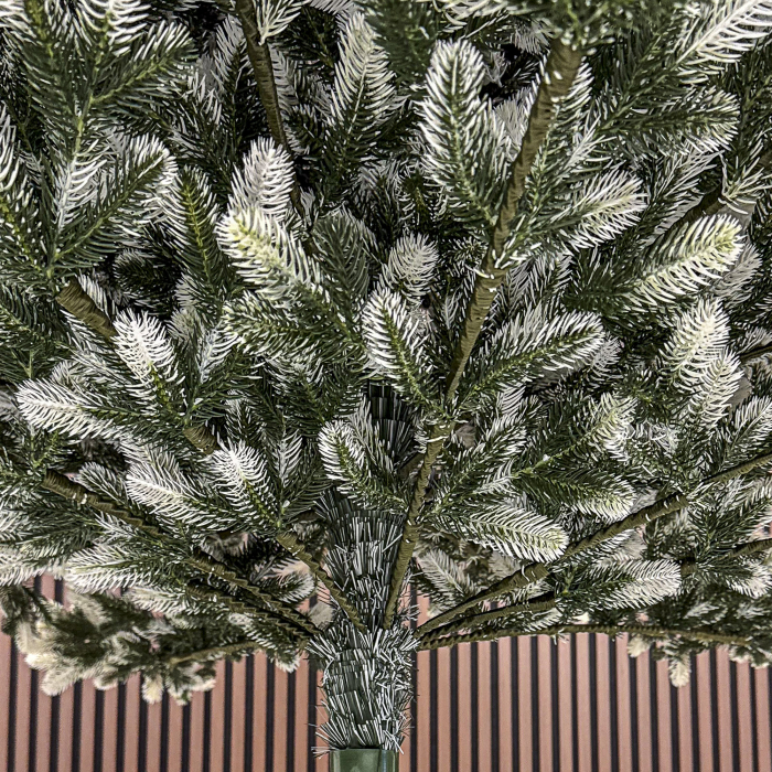Brad artificial Christmas Deluxe, Polar Winter Select, integral 3D, 250 cm [12]