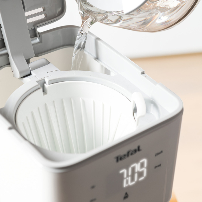 Cafetiera Sense CM693110, ecran digital, functie Aroma, sistem antipicurare, oprire automata, 15 cesti, 1.25 L, alb [5]