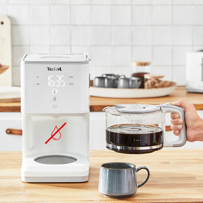 Cafetiera Sense CM693110, ecran digital, functie Aroma, sistem antipicurare, oprire automata, 15 cesti, 1.25 L, alb [8]