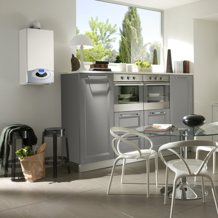 Centrala termica pe gaz in condensare Ariston GENUS PREMIUM EVO HP 45 Kw EU + kit de evacuare inclus [2]