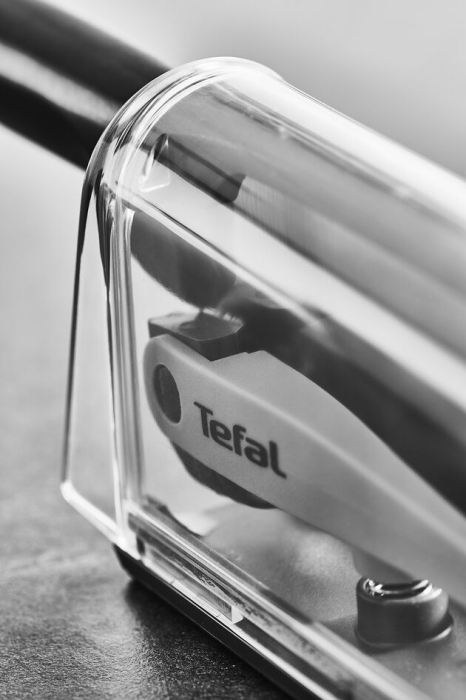 Cutitul bucatarului cu suport de ascutire Tefal Ever Sharp K2569004, 16.5 cm, suport cu tehnologie Dual Pivot, sistem de blocare, otel german [15]