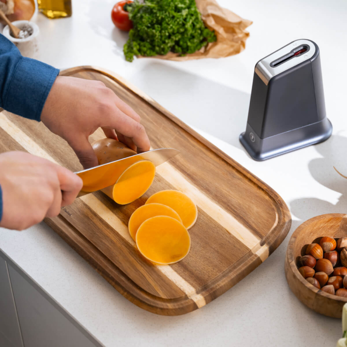 Cutitul bucatarului & suport Tefal EverSharp Pro K297S244, inox german, maner ergonomic, sistem de ascutire integrat, negru & argintiu [6]