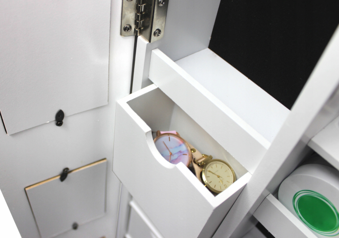 Dulap de toaleta cu oglinda, 2 usi cu spatiu dublu de depozitare bijuterii si cosmetice, 5 rame foto, 48x56x151cm, alb [6]