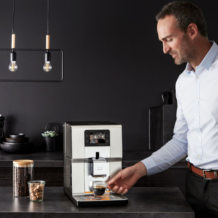 Espressor automat Krups Intuition Preference+ EA875E10, 1450W, accesoriu spumare lapte, 15 retete, argintiu [10]