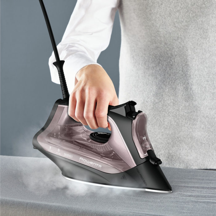 Fier de calcat cu abur Rowenta Rowenta Express DW4345D1. 2600 W, jet de abur 200 g/min, abur variabil 0-40 g/min, rezervor apa 250 ml, talpa Microsteam 350 Laser, functie antipicurare, abur vertical,  [9]