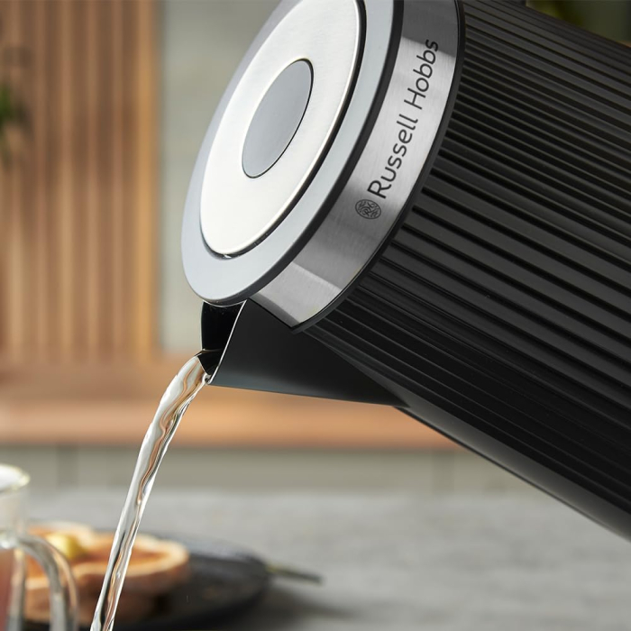 Fierbator electric Russell Hobbs 26750-70 Bronte, 1.7L, 3000W, design fluted mat, iluminare interna, accenturi crom, Negru Mat [2]
