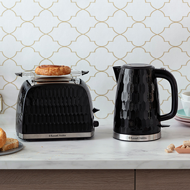 Fierbator Russell Hobbs Honeycomb, 1.7L, 2400W, design fagure, filtru calcar detasabil, negru [5]
