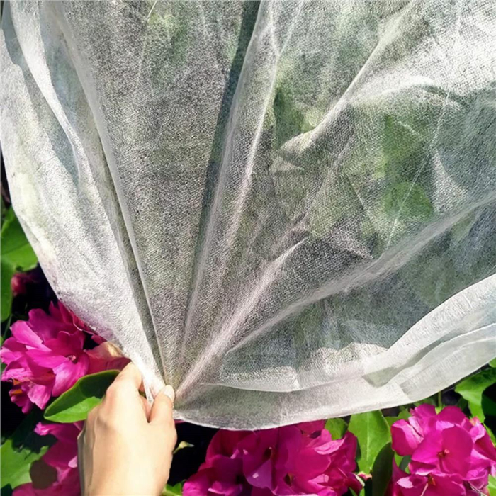 Folie agrotextil mulcire antiburuieni filtru uv 50x1.6 m, 70 g pe mp, protectie, alb [13]