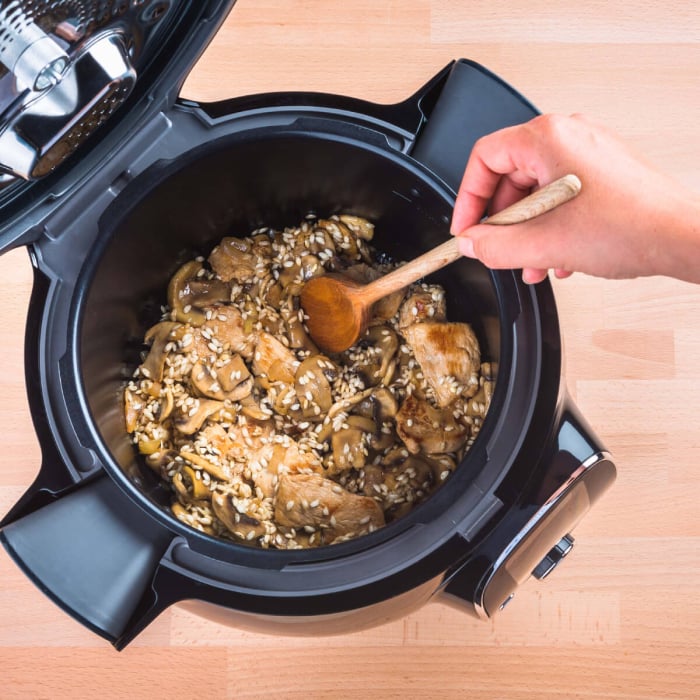 Multicooker inteligent Tefal Cook4me Touch Pro CY9441F2, 1600W, vas cu invelis ceramic antiaderent 6L, 13 programe de gatire, cantar integrat, 250 [9]