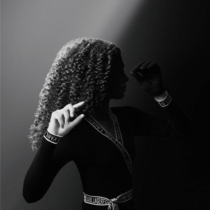 Ondulator de par Rowenta Karl Lagerfeld Curls Forever CF311LF0, diametru 10mm, 180° C, învelis Keratin&Shine, încalzire rapida, manusa de protecție, cablul 1.8m, negru&rosu [8]