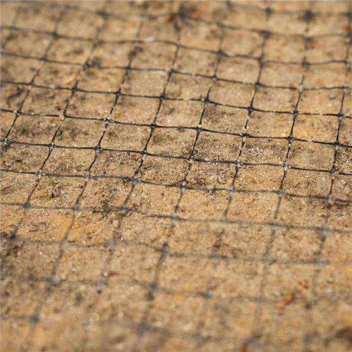 Plasa gradina anti daunatori si cartite, 45g/m2, 2x200 metri, ochiuri 15 mm, negru [8]