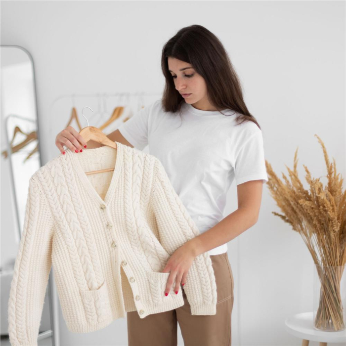 Set de 10 umerase din lemn cu carlig cromat rotativ, forma ergonomica, 43x21 cm, maro natur [18]