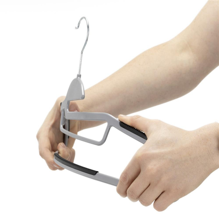 Set de 20 de umerase antiderapante pentru haine, din PE, cu carlig metalic rotativ, 41 cm, gri si negru [13]