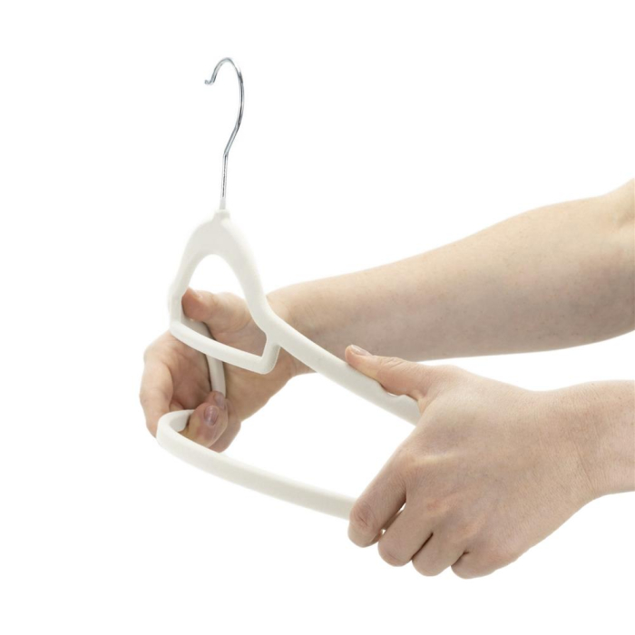 Set de 20 de umerase pentru haine, din velur, cu carlig rotativ, 45x23 cm, ecru [13]