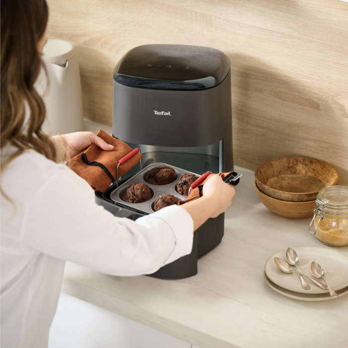 Set de 3 accesorii Tefal Dail'Easy J701S344 pentru friteuze de 4.6 L, invelis antiaderent, otel carbon, tava perforata cu manere si 2 forme, negru & g [6]