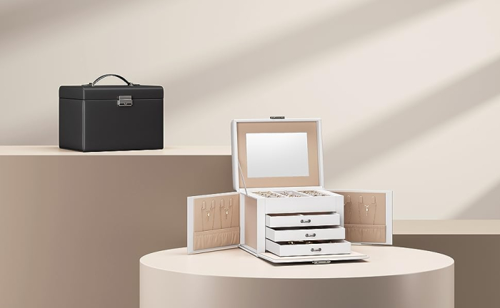 SONGMICS Cutie de bijuterii cu 4 nivele, 3 sertare, oglinda si incuietoare, 18x23x17cm, alb [2]