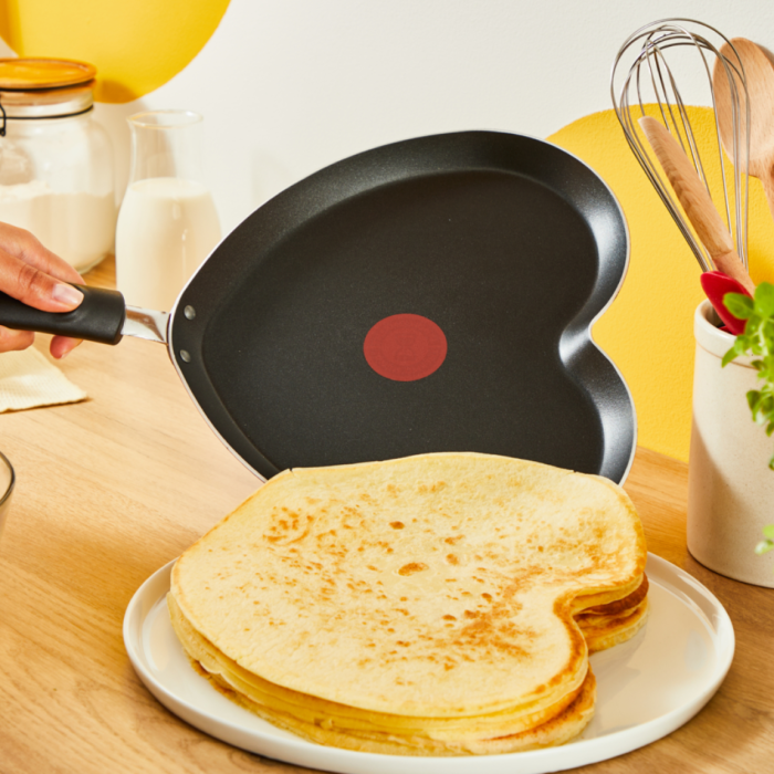 Tigaie de clatite in forma de inima Tefal Pancake Day B0141002, 25 cm, invelis antiaderent, indicator Thermo-Signal, baza Diffusion, rosu & neg [12]