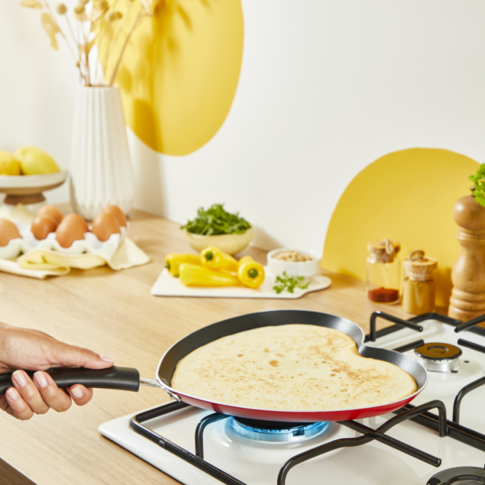 Tigaie de clatite in forma de inima Tefal Pancake Day B0141002, 25 cm, invelis antiaderent, indicator Thermo-Signal, baza Diffusion, rosu & neg [7]