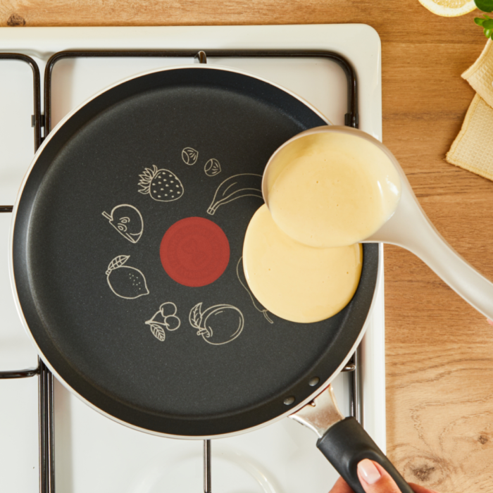 Tigaie de clatite Tefal Pancake Day B7021002, 25 cm, invelis antiaderent, indicator Thermo-Signal, baza Difussion, rosu & negru [6]