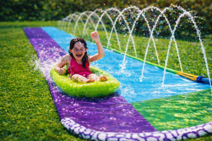 Tobogan de apa dublu cu fantana si 2 placi gonflabile incluse, 482x145 cm, multicolor [4]