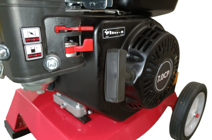 Tocator pentru crengi si vita de vie Micul Fermier, Ø50mm, motor benzina 7CP pentru rumegus [5]