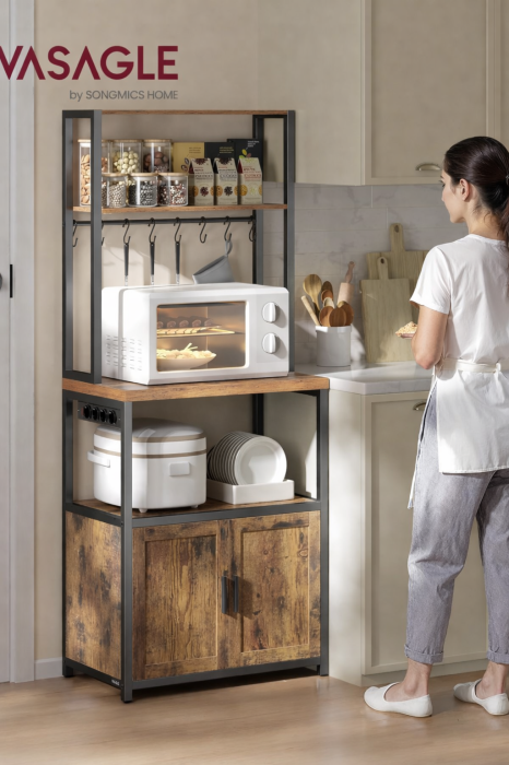 VASAGLE Raft bucatarie cu 4 prize, blat de lucru 90 cm, raft microunde, dulap si carlige, 40x60x170 cm, maro rustic [5]