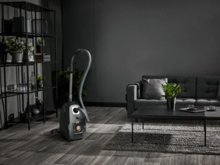 Aspirator cu sac Rowenta Green Force Effitech Total Clean RO6189EA, 400W, 3 niveluri de filtrare, lungime cablu 8.4m, recipient praf 4.5L, perie EasyBrush, indicator umplere sac, Negru [3]