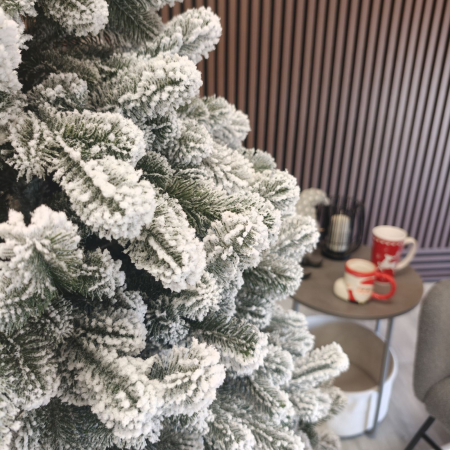 Brad artificial Christmas Deluxe, Kovalivska nins, 3D, 150cm [4]