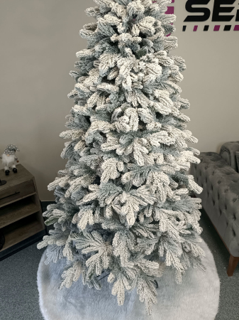 Brad artificial Christmas Deluxe by Sersimo, Kovalivska nins, 3D, 210cm [18]