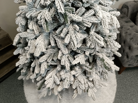 Brad artificial Christmas Deluxe, Kovalivska nins, 3D, 230cm [6]