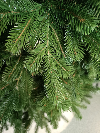 Brad artificial Christmas Deluxe by Sersimo, Kovalivska verde, 3D, 210cm [11]