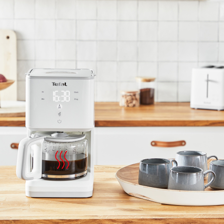 Cafetiera Sense CM693110, ecran digital, functie Aroma, sistem antipicurare, oprire automata, 15 cesti, 1.25 L, alb [6]