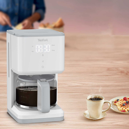Cafetiera Sense CM693110, ecran digital, functie Aroma, sistem antipicurare, oprire automata, 15 cesti, 1.25 L, alb [9]