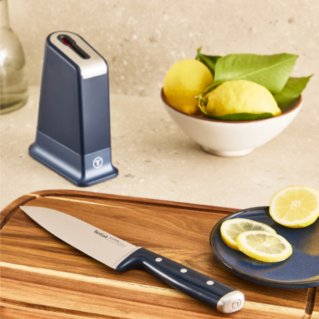 Cutitul bucatarului & suport Tefal EverSharp Pro K297S244, inox german, maner ergonomic, sistem de ascutire integrat, negru & argintiu [16]