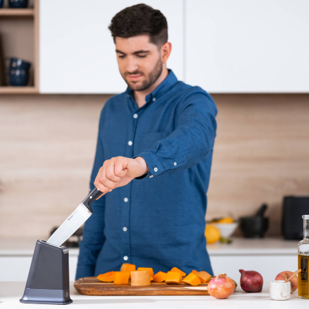 Cutitul bucatarului & suport Tefal EverSharp Pro K297S244, inox german, maner ergonomic, sistem de ascutire integrat, negru & argintiu [11]