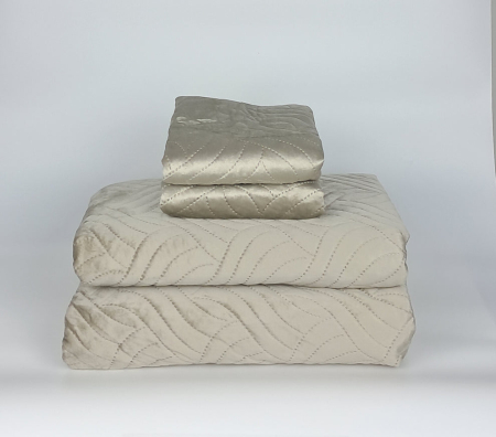 Cuvertura Brius de Pat Velvet 220/240 + 2 Fete de Perna, Catifea, Fata Perna 50 x 70 cm, Matlasata ultrasonic, CREM [2]
