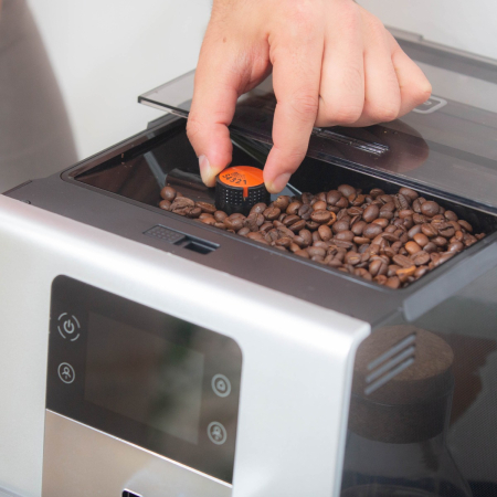 Espressor automat Krups Intuition Preference+ EA875E10, 1450W, accesoriu spumare lapte, 15 retete, argintiu [6]