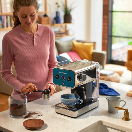 Espressor Russell Hobbs Distinctions, 15 bar, rezervor 1.2L, spumare lapte, incalzire rapida, albastru [5]