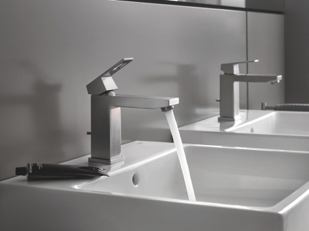 Lavoar Grohe 3947400H, Cube Ceramic, pe blat/pe perete, 500 x 490 mm, PureGuard, alb [4]
