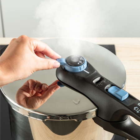 Oala sub presiune Tefal Secure Trendy P2580402, 4 L, sistem siguranta in 5 puncte, 2 programe de gatire, compatibil cu inductia, argintiu [7]