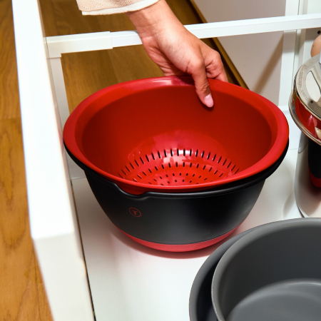Set de 2 boluri Tefal Ingenio+ K198S234, plastic, margine pentru turnare, manere ergonomice, compatibilitate cu masina de spalat vase, negru & rosu [9]