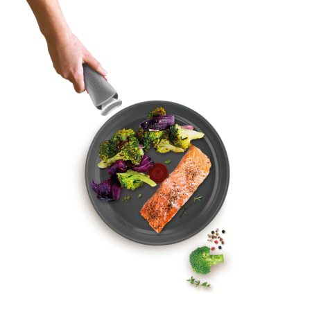 Set de 3 piese Tefal Ingenio Renew L2609502, tigaie de 24/28 cm, maner detasabil, invelis antiaderent, indicator Thermo-Signal™, gri [2]