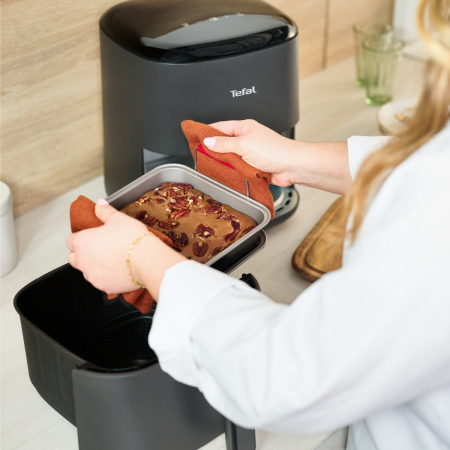 Set de 5 accesorii Tefal Dail'Easy J701S544 pentru friteuza de 4.6 L, invelis antiaderent, otel carbon, tava perforata cu manere, tava si 3 forme, neg [4]